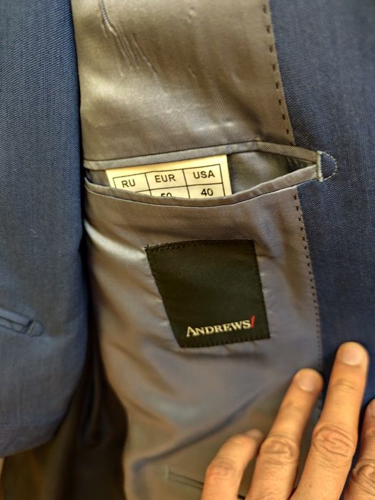 Костюм Андрюс син, размер 50, м - ка. Само 35 лева!