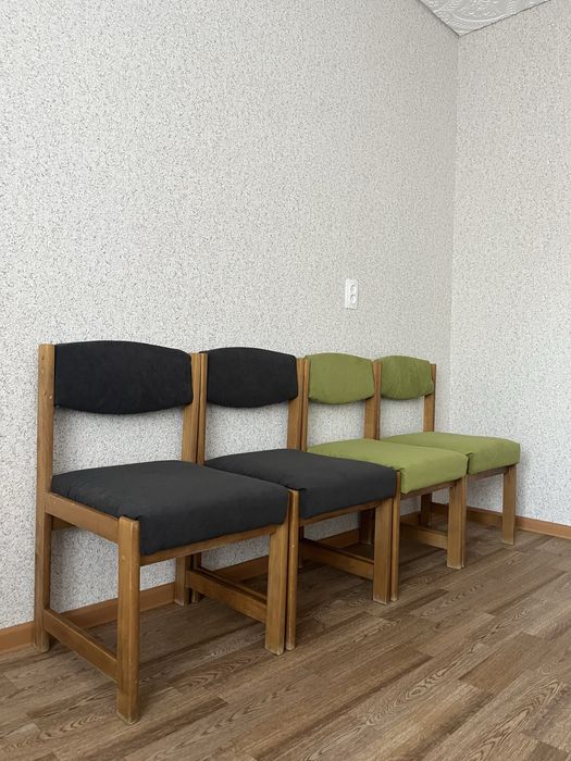 Продаю 6 немецких мягких стульев