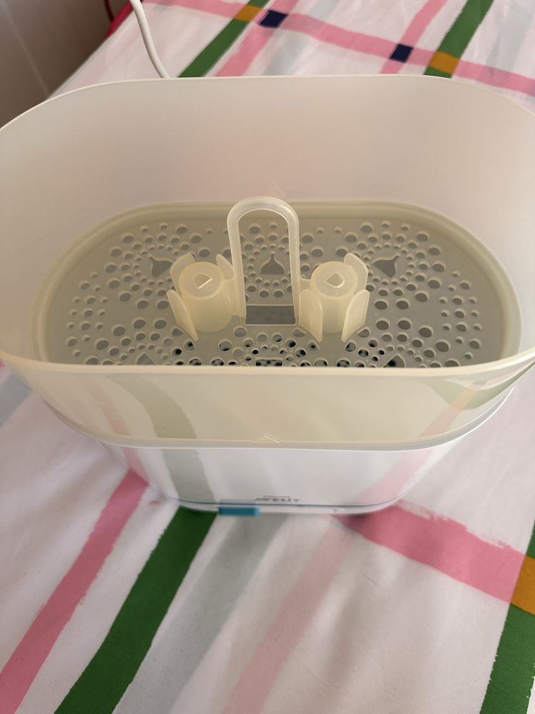 PHILIPS AVENT Електрически парен стерилизатор