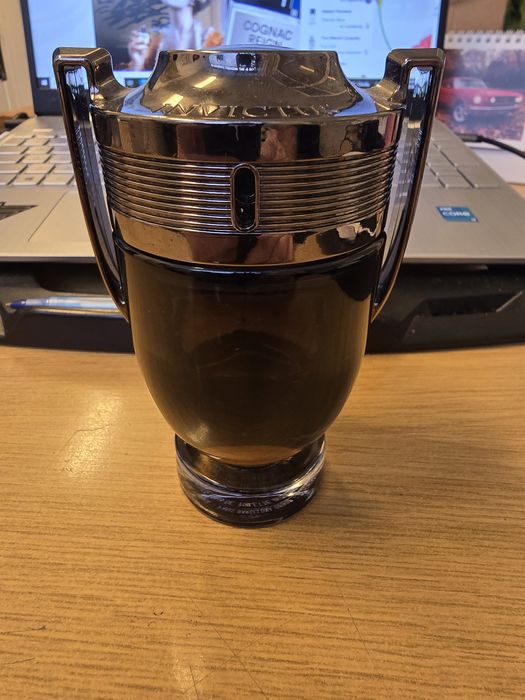 Parfum Paco Rabanne Invictus intense, utilizat, aprox 45ml ramasi