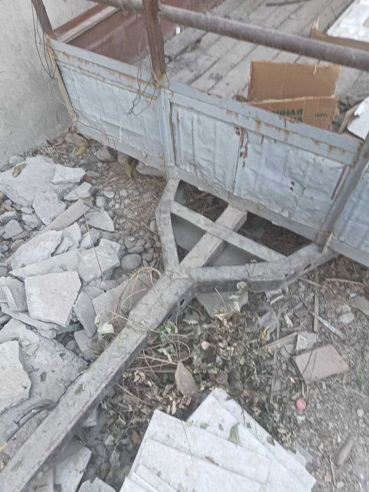 Легковой, заводской прицеп