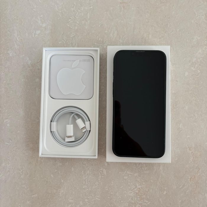IPhone 13 midnight, 128 gb Full set 86 % baterie