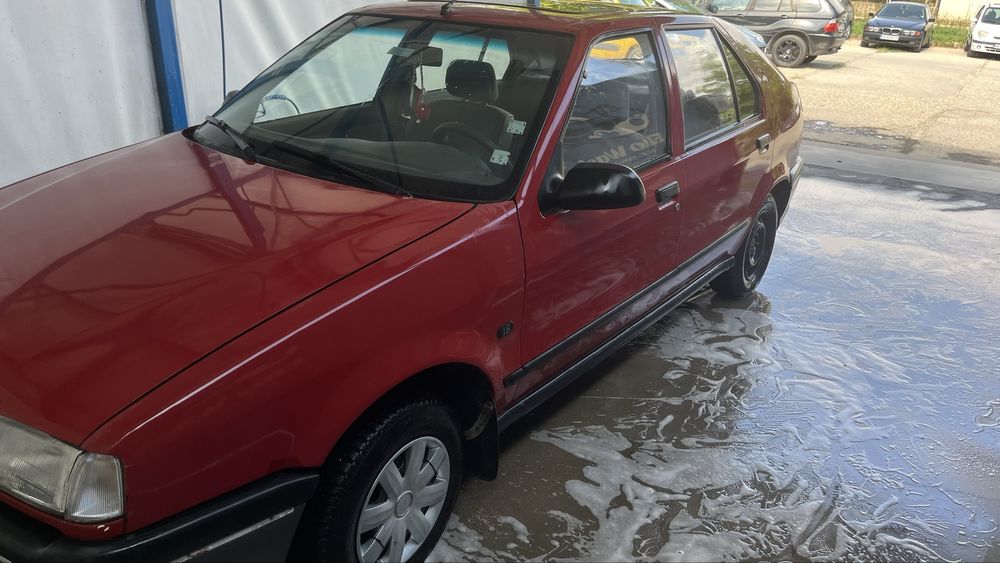 Renault 19 1,7 бензин