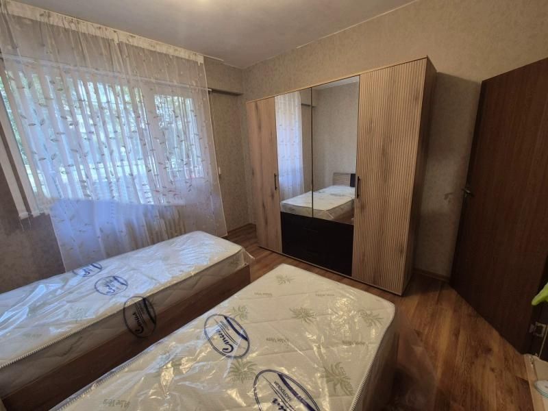 Дава се под наем Четиристаен апартамент в София, Свобода - 93 кв.м за 698.19 € - Снимка #5