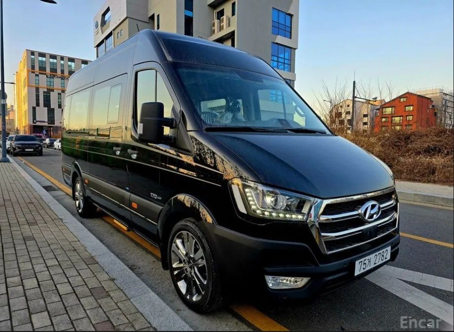 Аренда микроавтобуса с водителем ,пассажирские перевозки