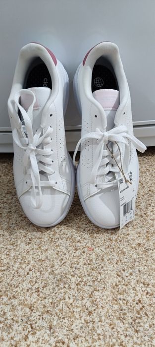 Кроссовки Adidas