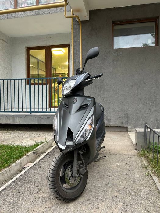 Yamaha axis z, продам