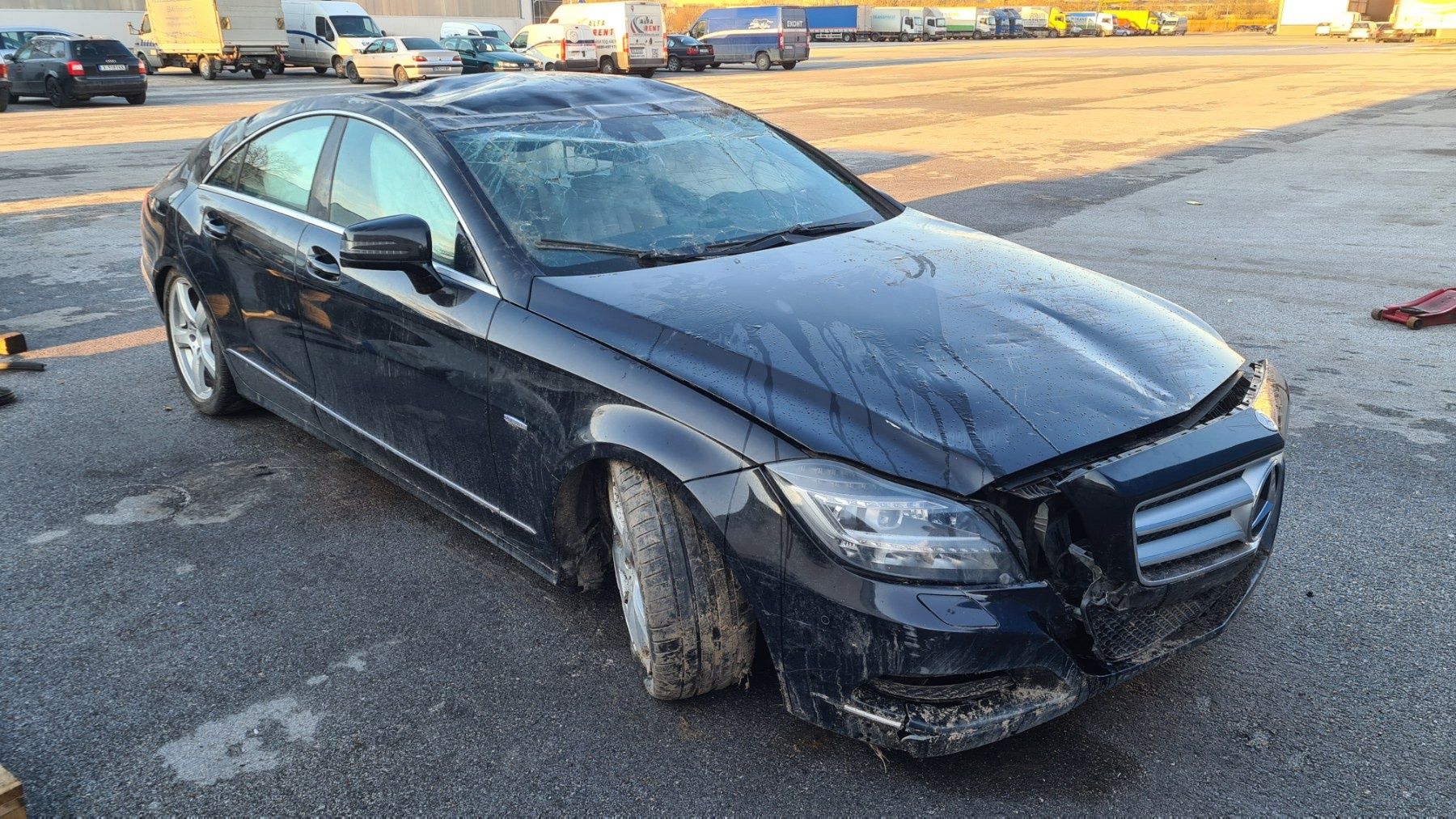 На Части CLS350CDI W218 CLS 350 CDI ЦЛС ЦДИ мерцедес Mercedes 258кс