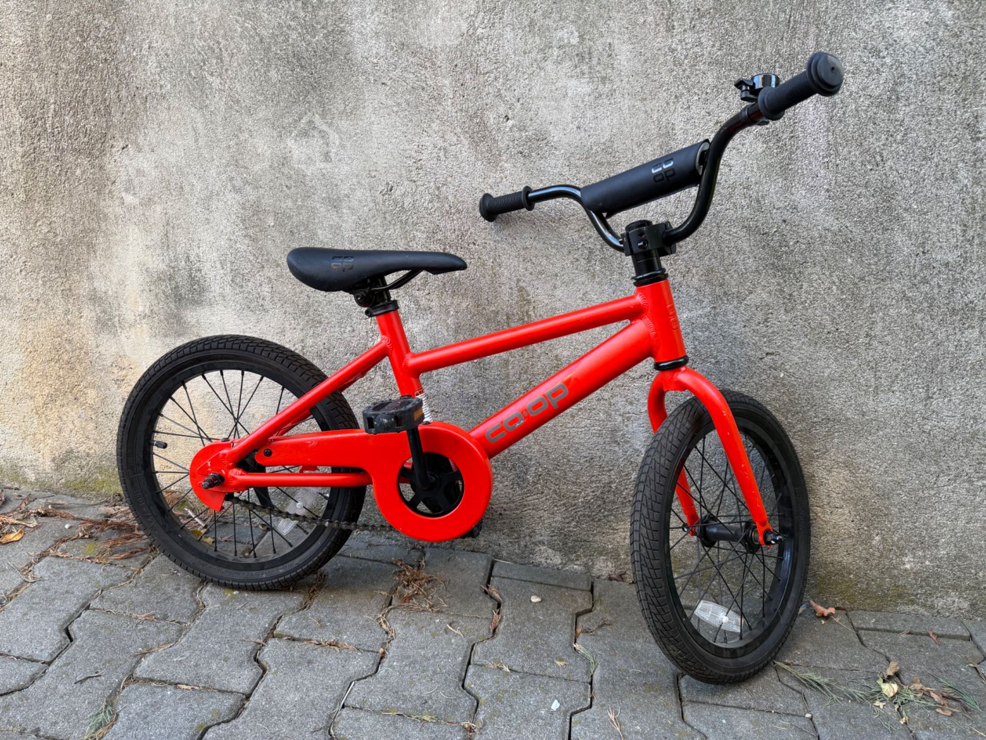 Vând bicicletă copii 16” aproape nouă