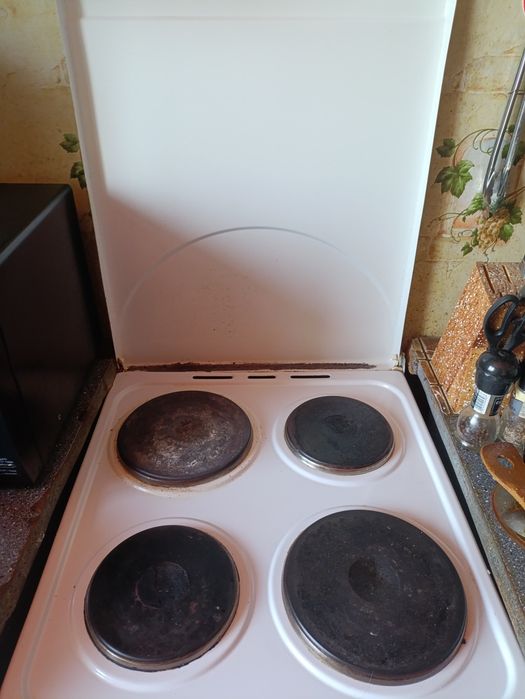 Срочно! Продам плиту электрическую