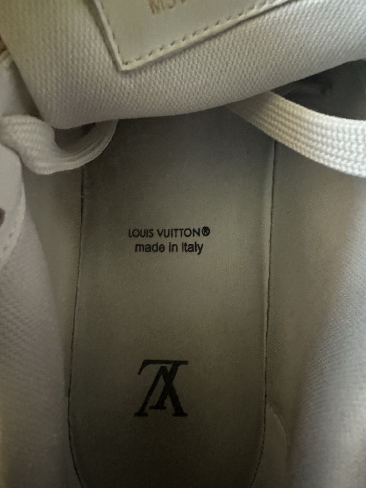 Lv trainer White Size 44