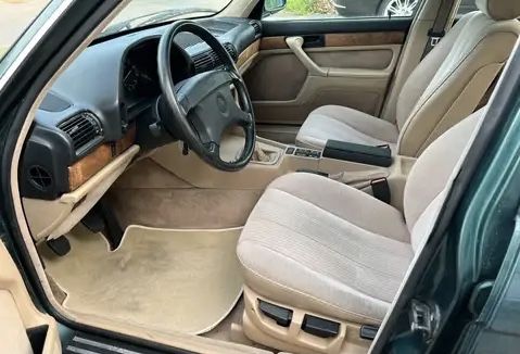 Bmw e32, 730i inmatriculata ca vehicul istoric, numere negre