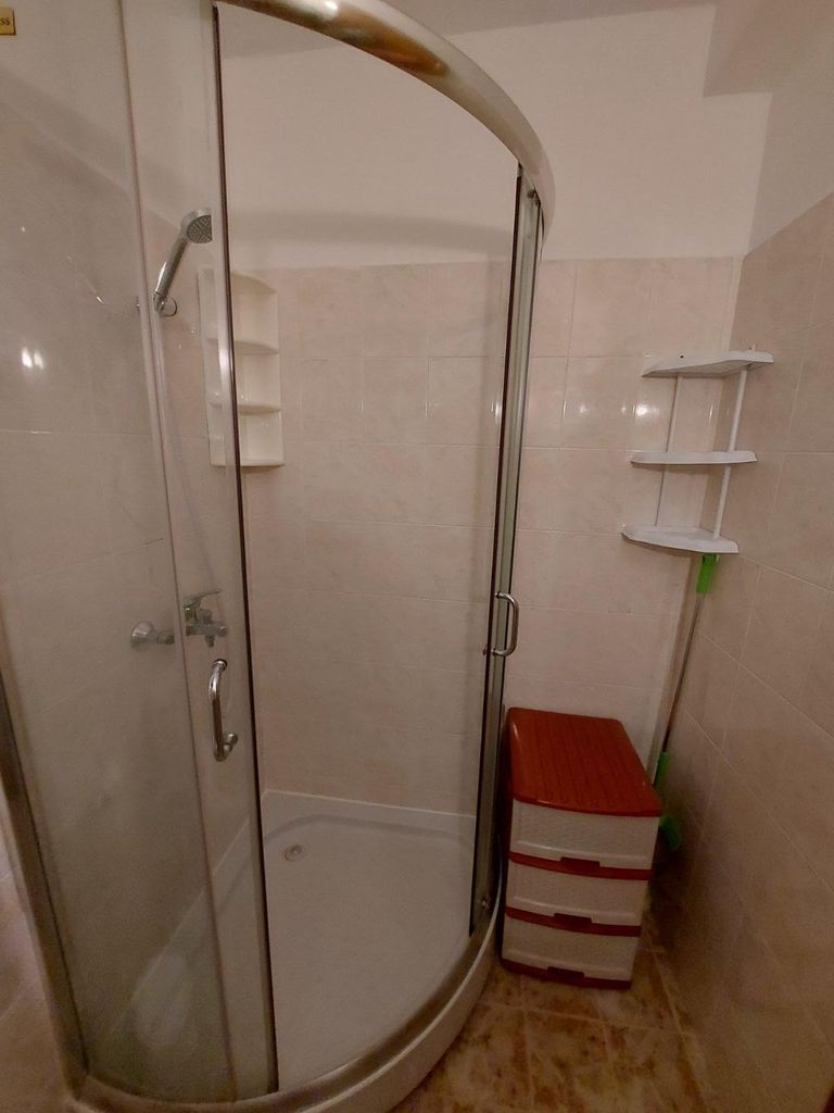 Дава се под наем Тристаен апартамент в Варна, Център - 75 кв.м за 500 € - Снимка #4