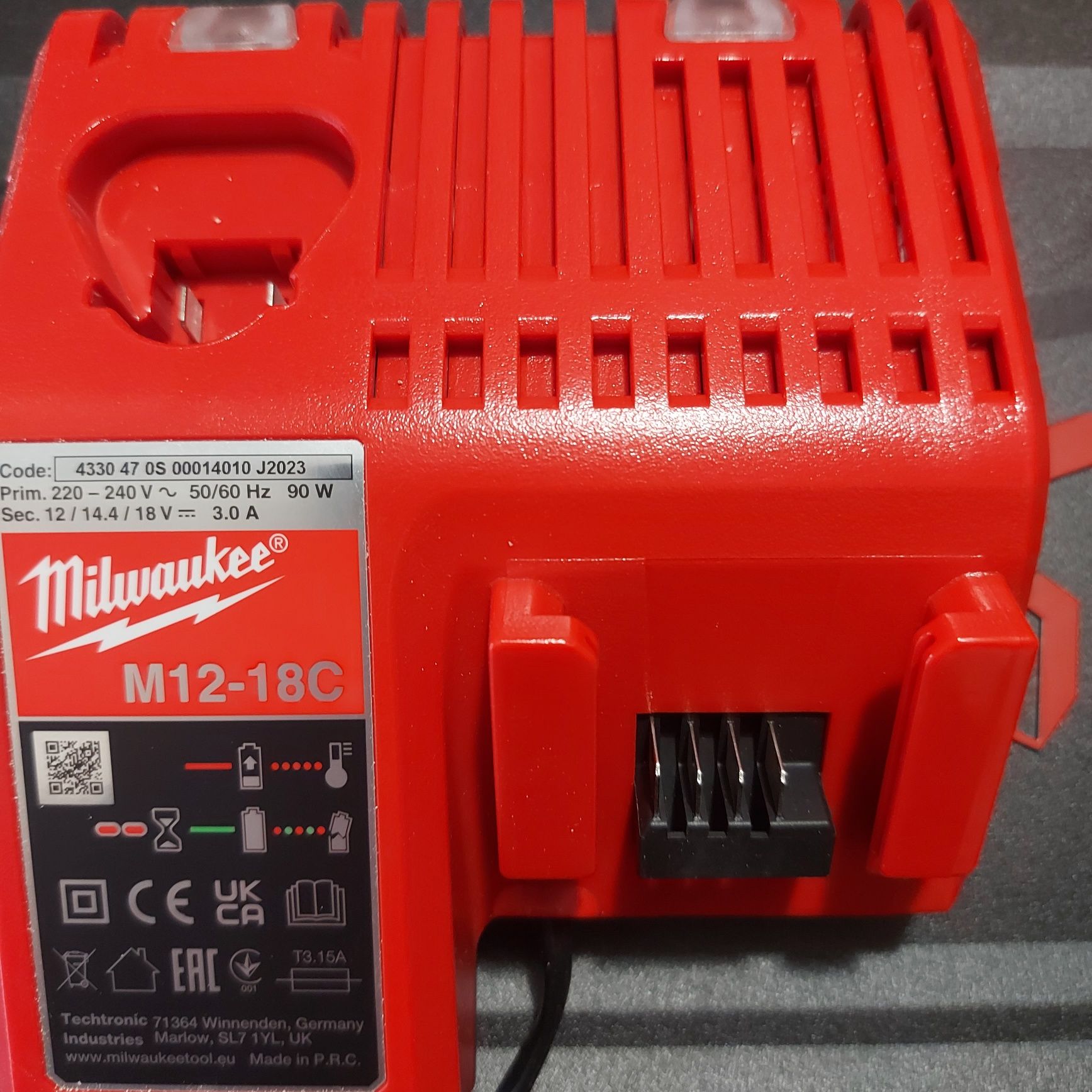 ПРОМОЦИЯ.Акумулаторна нитачка Milwaukee M18ONEFPRT-202X