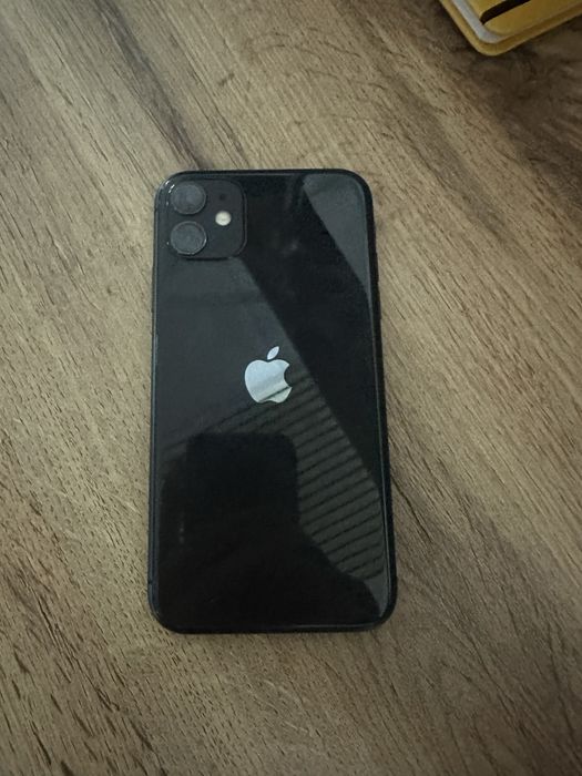 Продается айфон 11 на 64гб,акб 73,состояние идеал,в ремонте не был