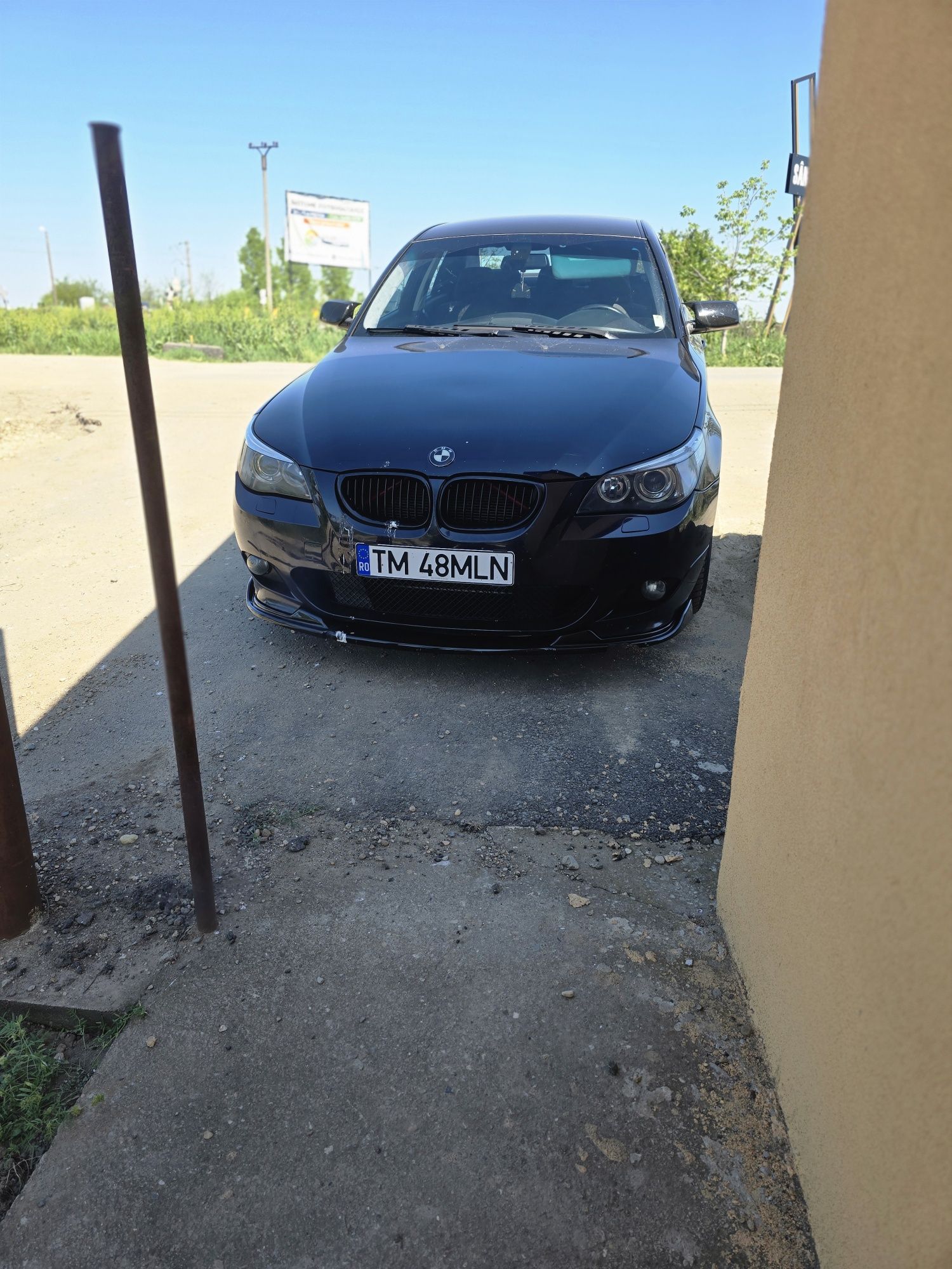 Vând BMW e60 525i automat an de fabricație 2005
