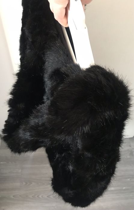 Haina blana dama Zara