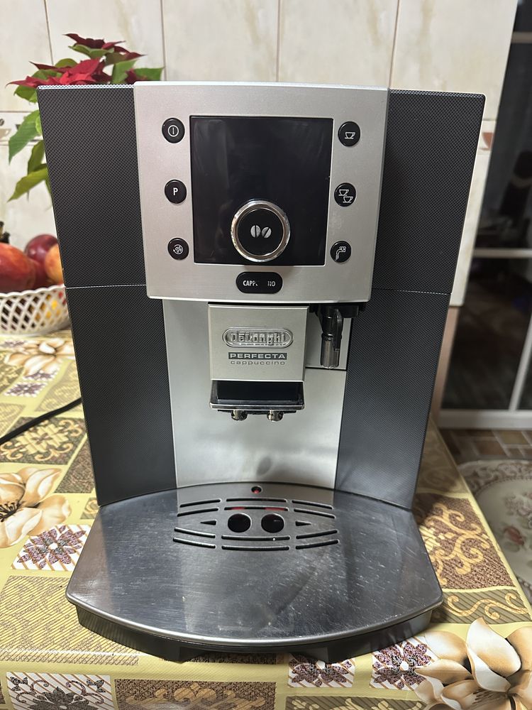 Aparat de cafea DeLonghi Perfecta Cappuccino