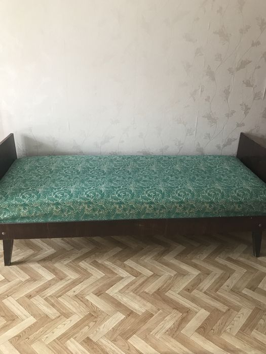 Отдам односпалку даром