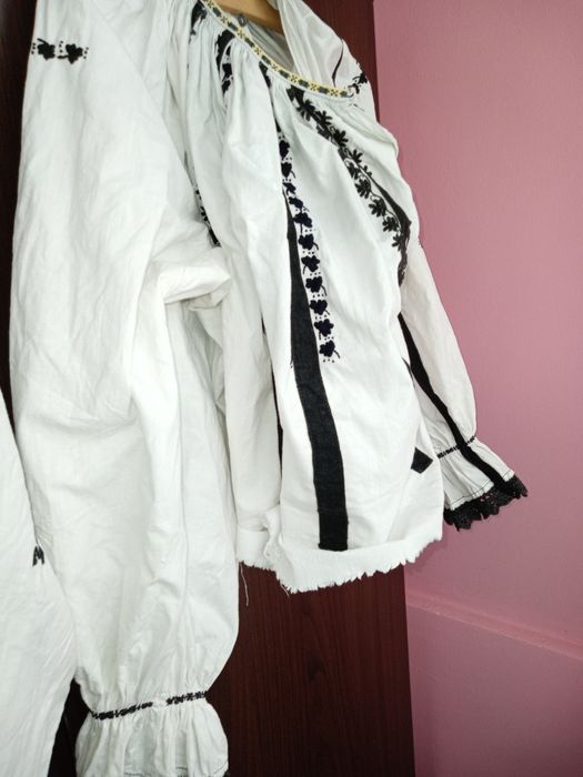 Ie tradițională Tara Fagarasului