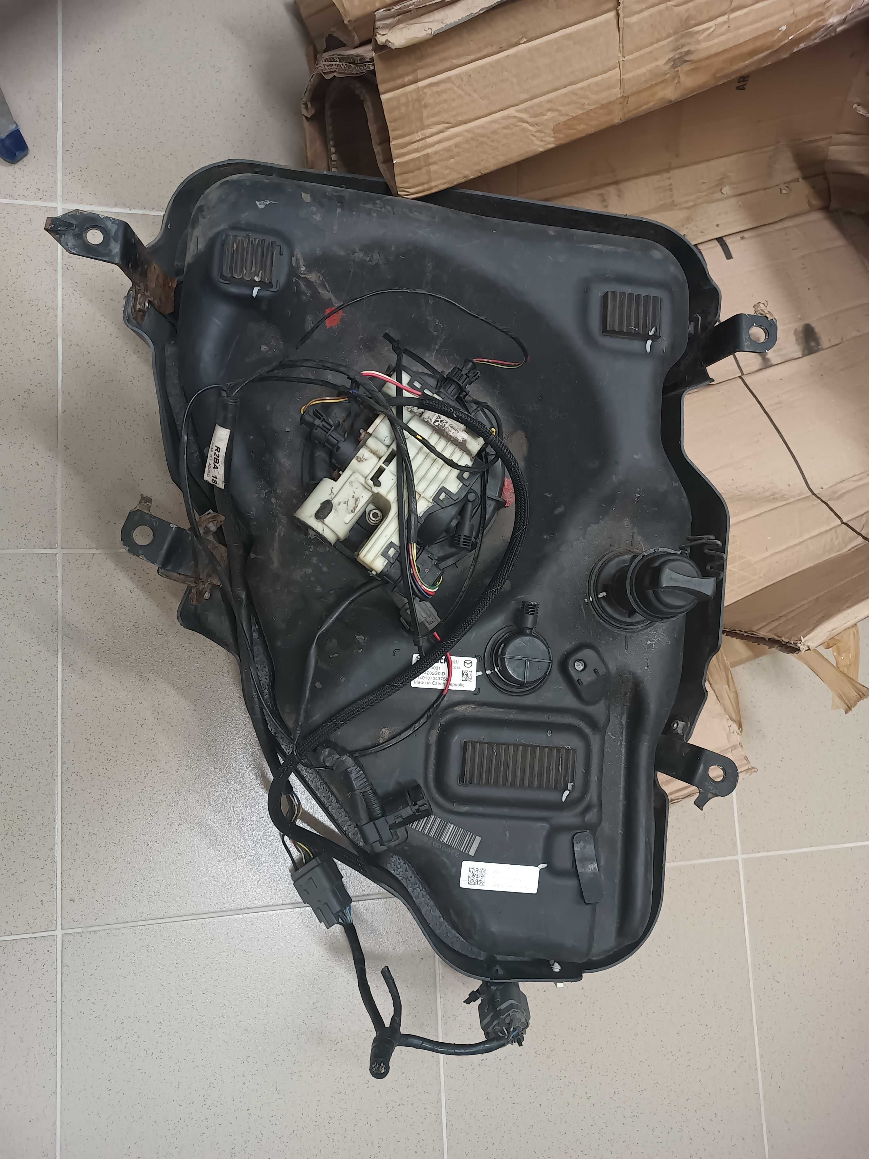 AdBlue Mazda CX 7 2.2 CITD 173 КС 09-12 резервоар