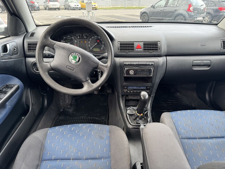Skoda Octavia 1.6i