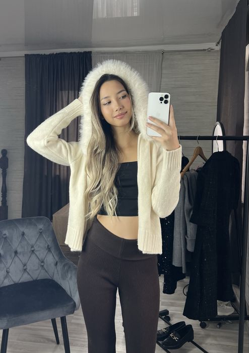 Теплые кофты на замке