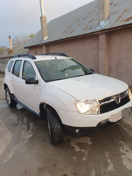 Vând Dacia Duster 2012GPL