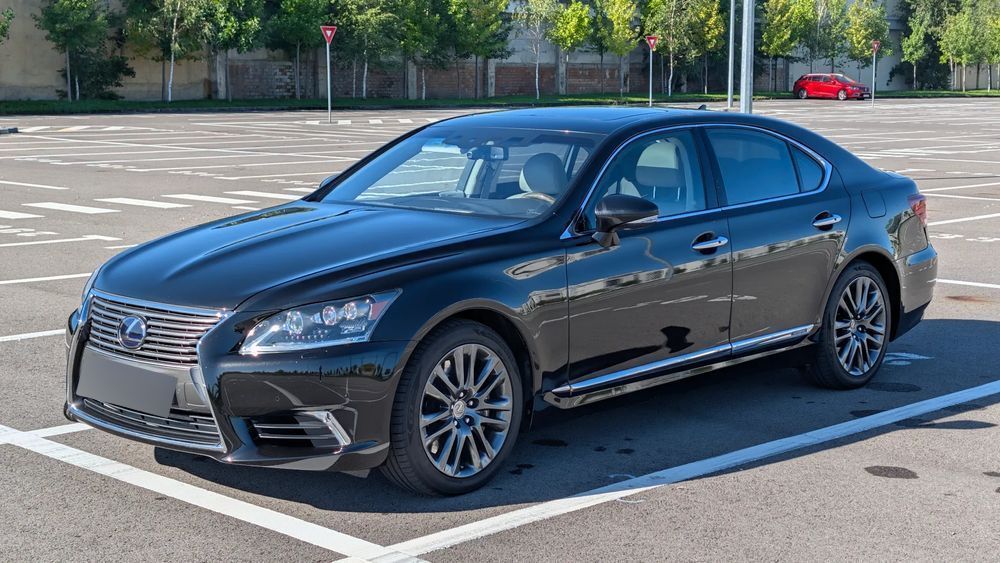 Lexus Seria LS Lexus LS600H