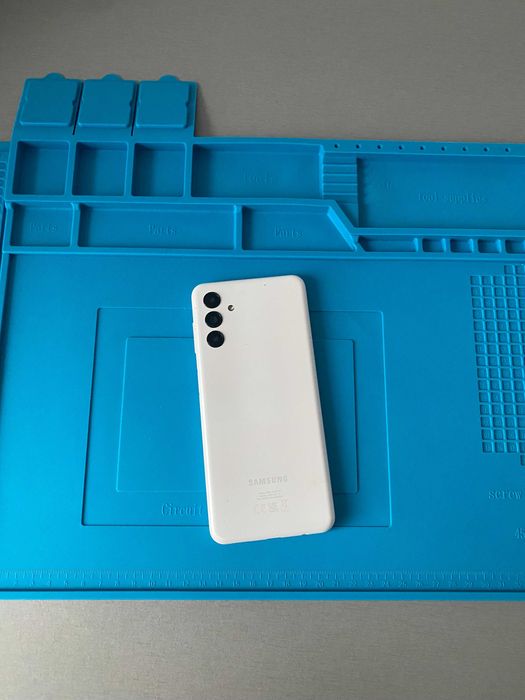 samsung A04S  pentru piese !