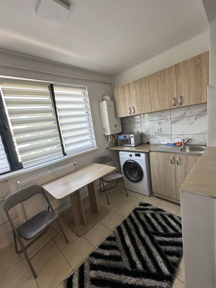 Inchiriez apartament cu o camera