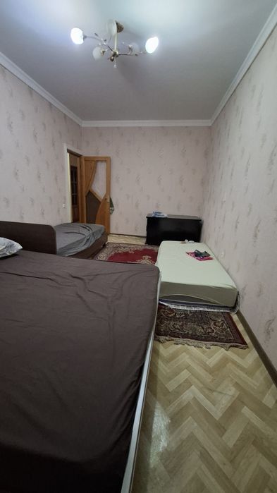 Тезда 6-Микраёнда  3хона 3этаж квартира  со