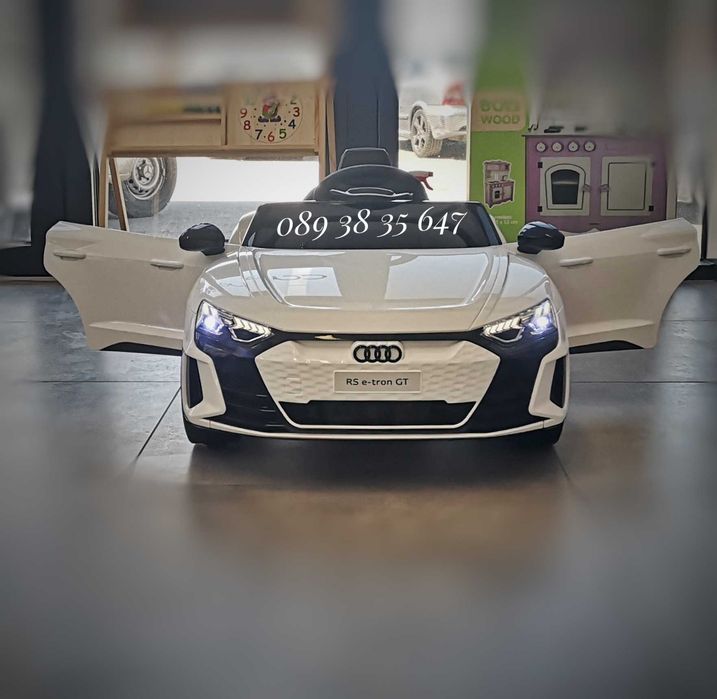 ТОП ЦЕНА!НОВО!Акумулаторна кола AUDI RS E-tron с 12V батерия,EVA гуми