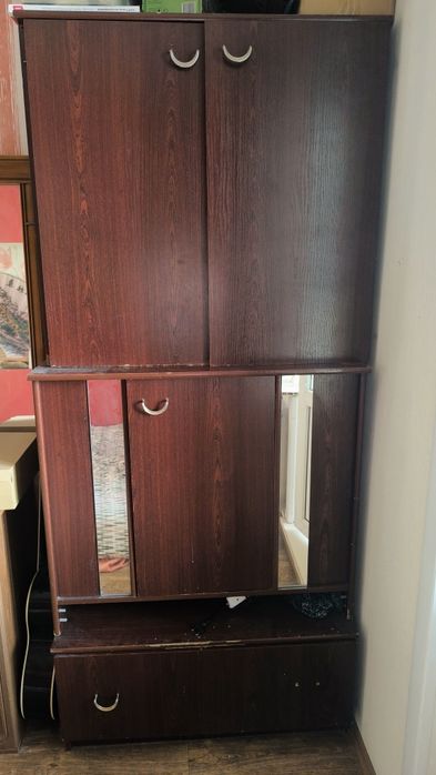 Шкаф бесплатно Срочно!