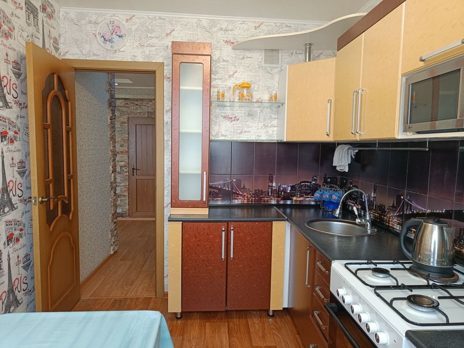 Сдам 2х комн.кв. на длит. срок  Центр