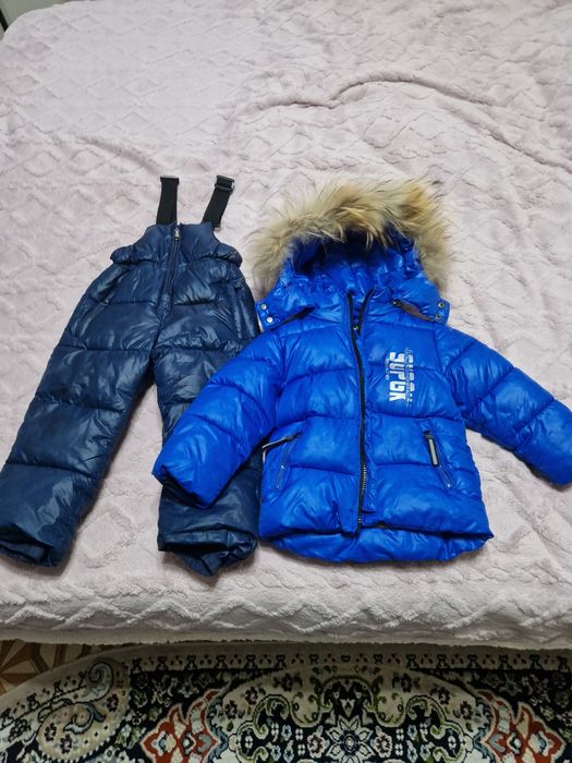 Продам детский комбинезон