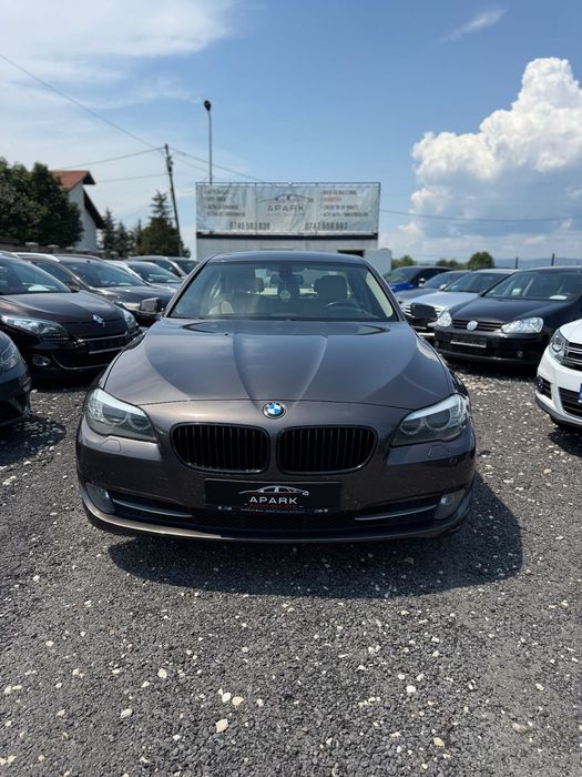 BMW Seria 5 BMW 520 D automată