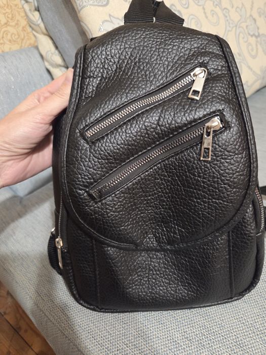 Кожена  раничка.