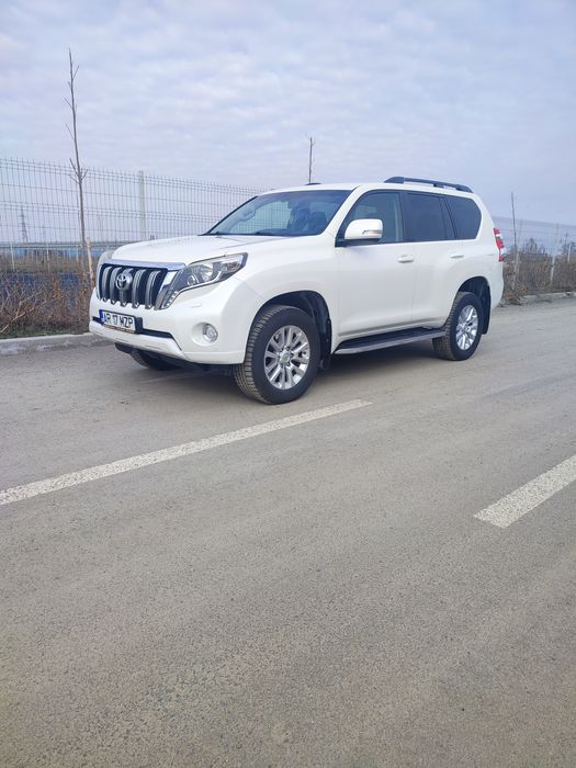 Toyota land cruiser prado