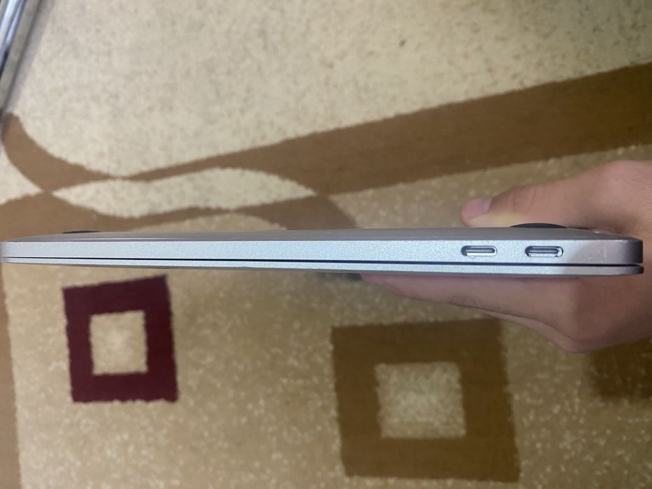 Macbook Pro (2017) 8/256