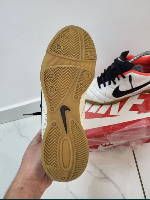 Adidasi fotbal sintetic NIKE sală 40