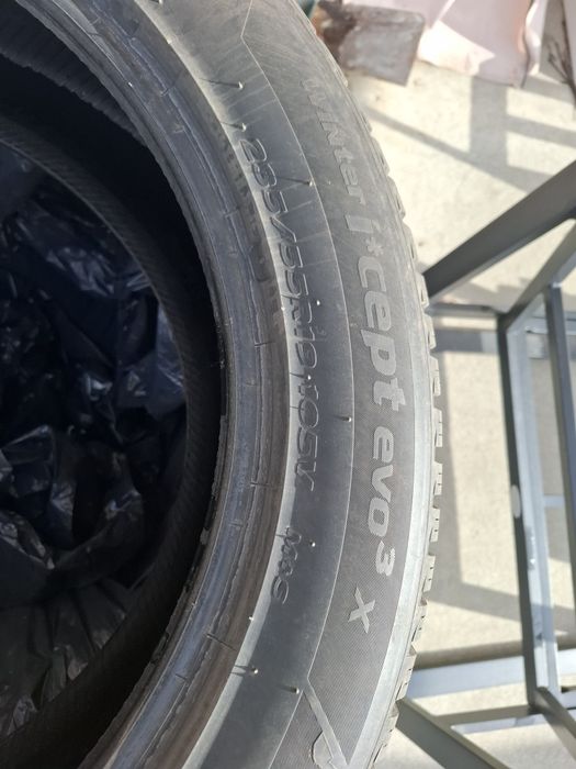 зимни гуми Hankook Winter i*cept evo³ W330A; 235/55 R19