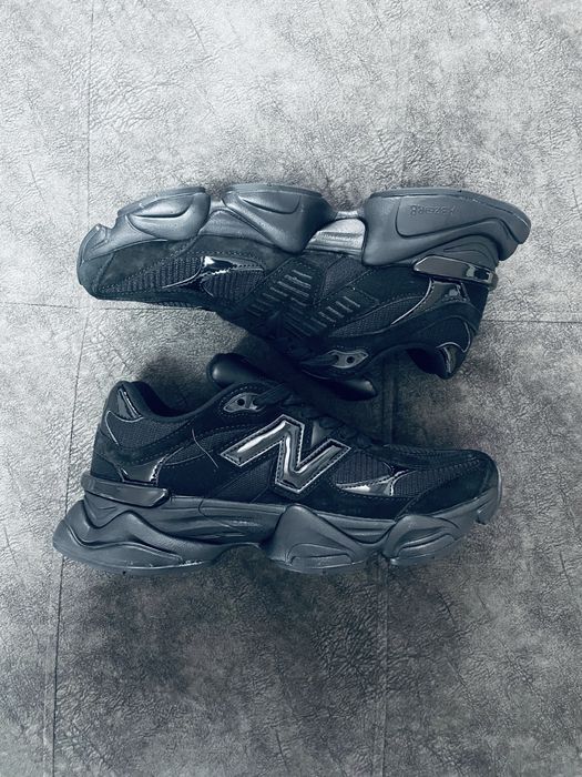 Adidasi New Balance 9060 Negri