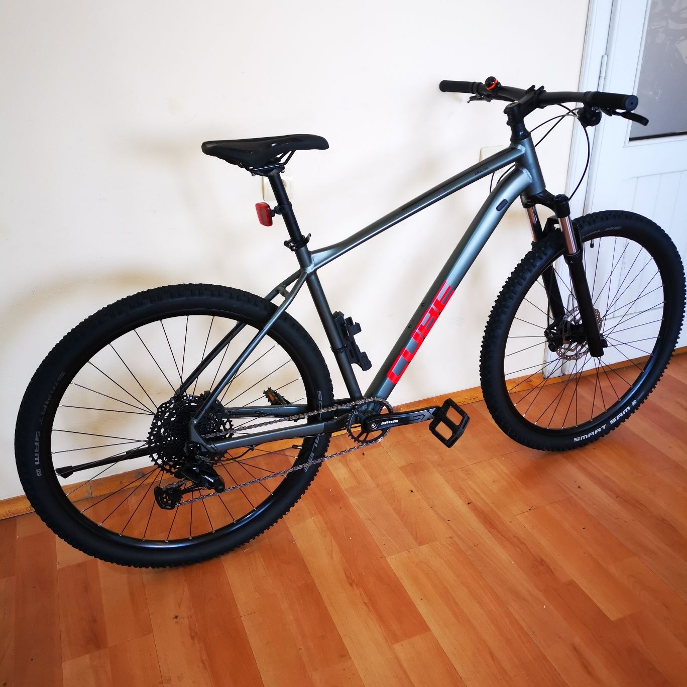 Bicicleta Mtb Cube Analog 29 Sram