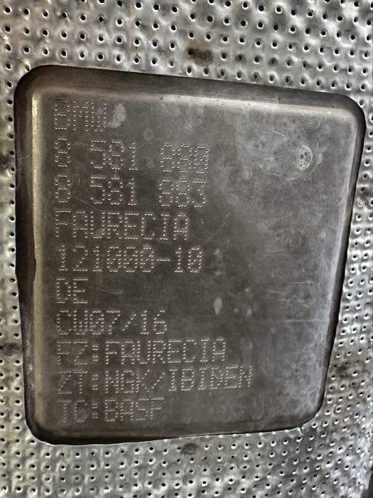 DPF / Filtru particule / Catalizator BMW Seria 7 G11, G12 - 740D
