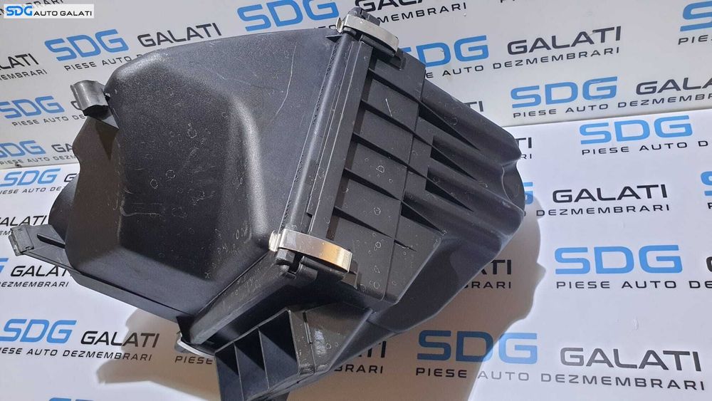 Corp Carcasa Filtru Aer Skoda Superb 1 2.5 TDI AYM BDG 2002 - 2008 Cod 3B0133837BB 059133843A