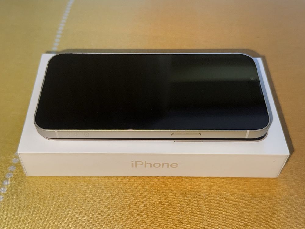 IPhone 14, 128MB