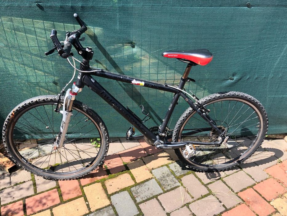 Bicicleta si pompa de vanzare