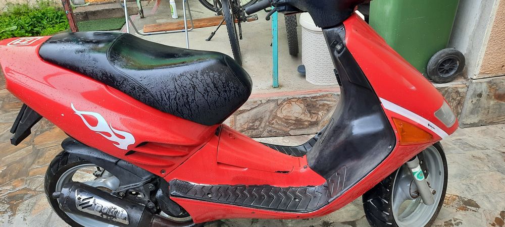 Scuter aprilia sr 50