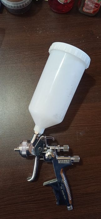 Пистолет за боядисване тайван с три дюзи 1,3/1,7/2,0